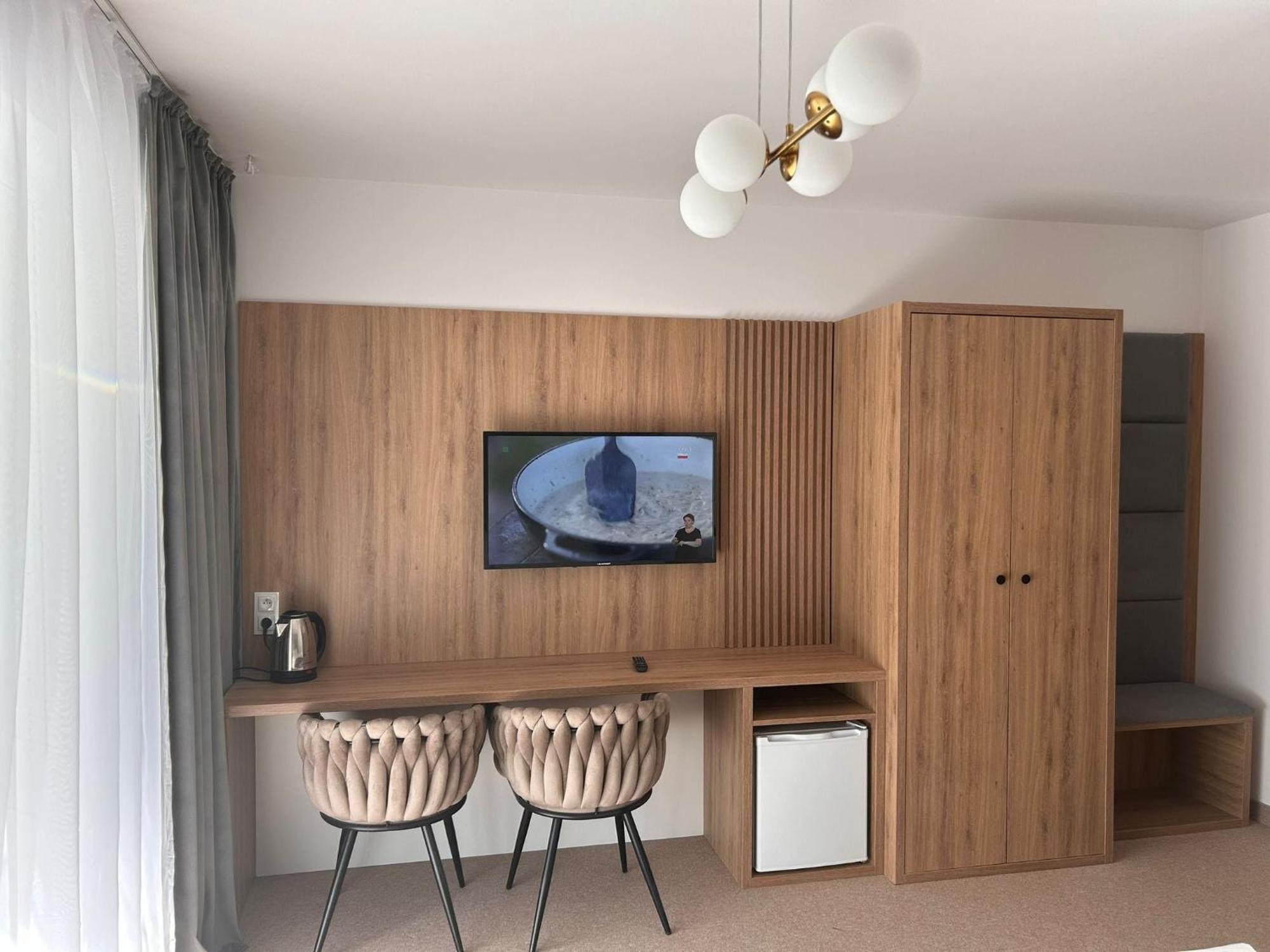 Resort Eden - Domki, Pokoje, Apartamenty Jastrzębia Góra Kültér fotó