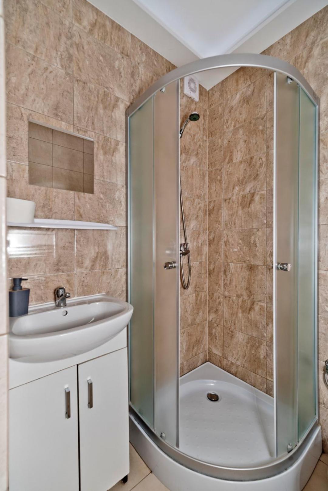 Resort Eden - Domki, Pokoje, Apartamenty Jastrzębia Góra Kültér fotó