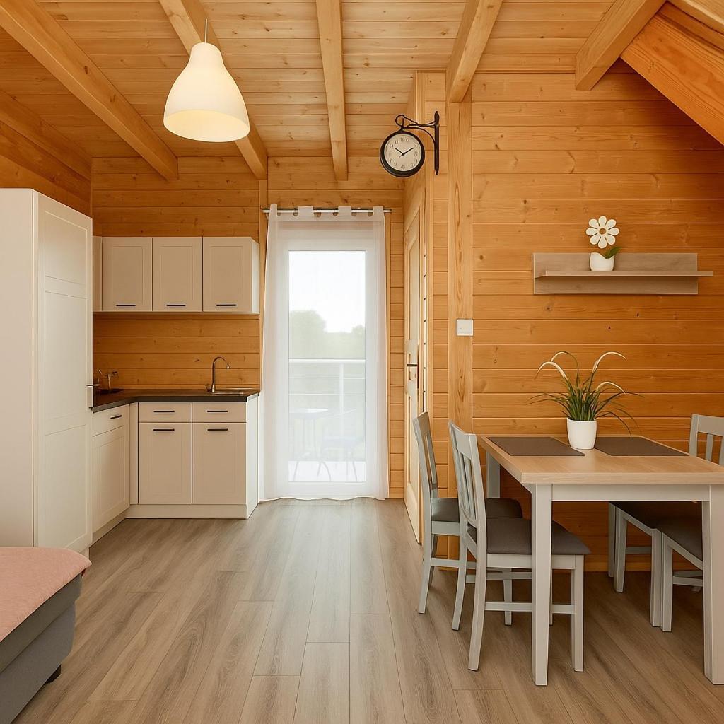 Resort Eden - Domki, Pokoje, Apartamenty Jastrzębia Góra Kültér fotó