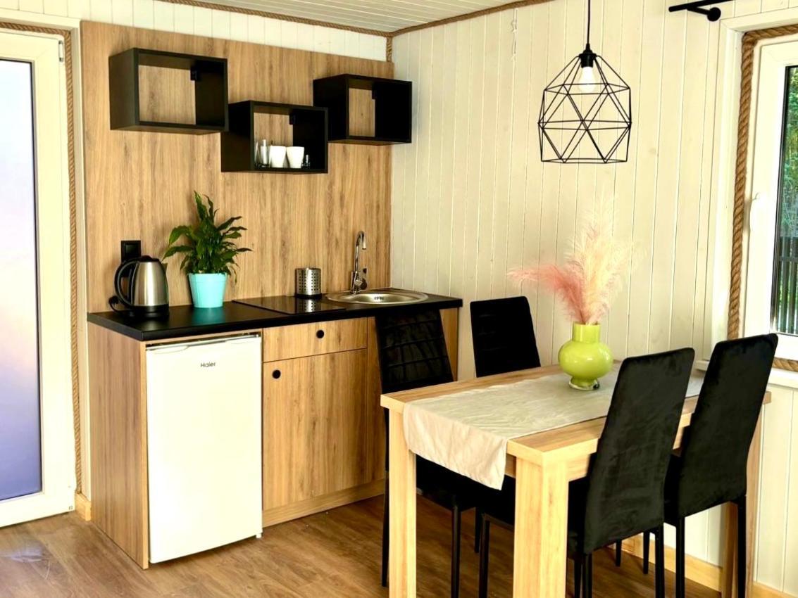 Resort Eden - Domki, Pokoje, Apartamenty Jastrzębia Góra Kültér fotó