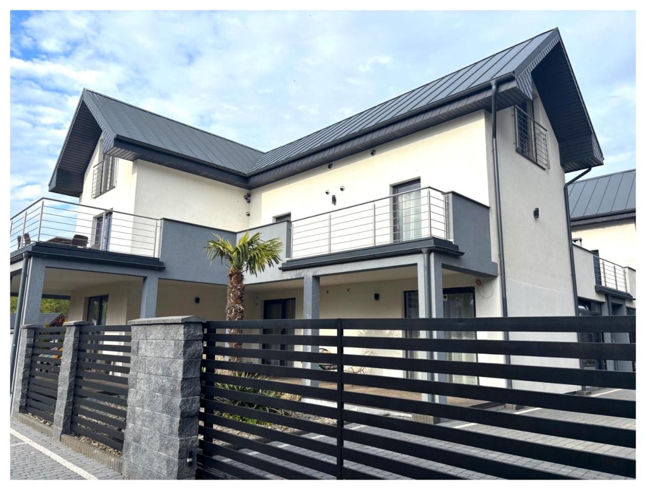 Resort Eden - Domki, Pokoje, Apartamenty Jastrzębia Góra Kültér fotó